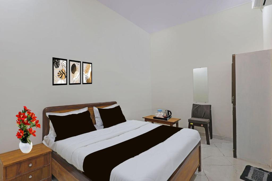 Collection O Bargi Hills Near It Park,,3 star