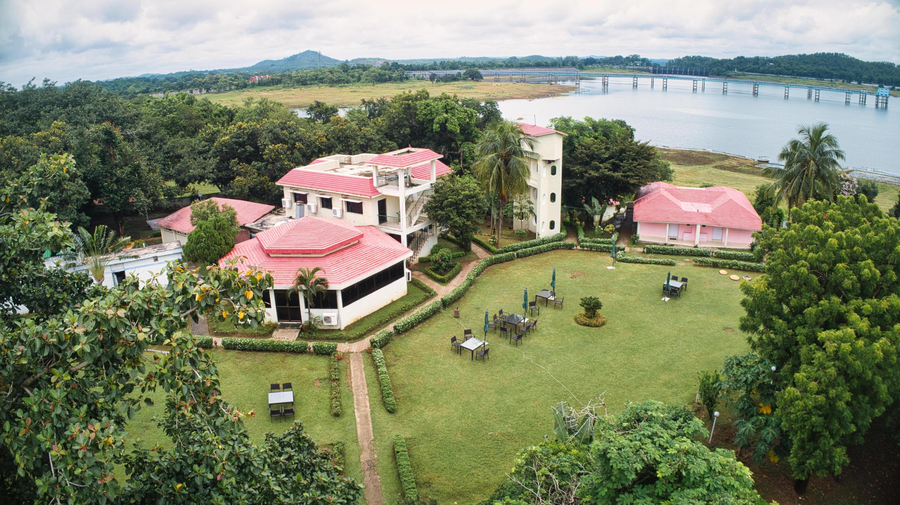 hotel sonar bangla mukutmanipur