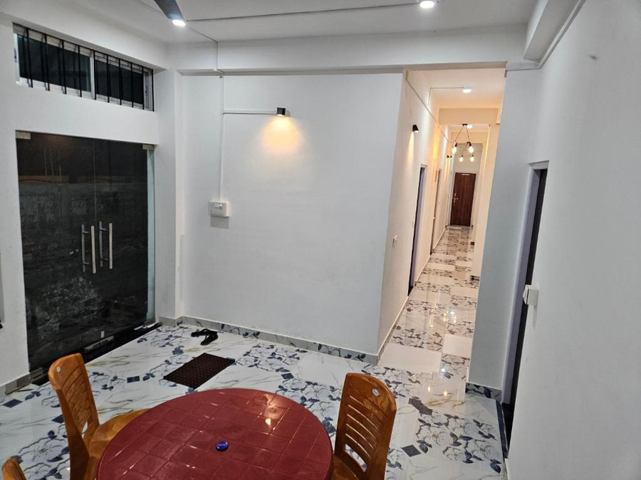 Maa Vaishno Inn,,2 star