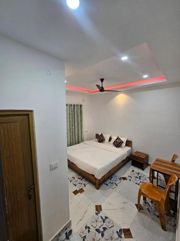maa vaishno inn