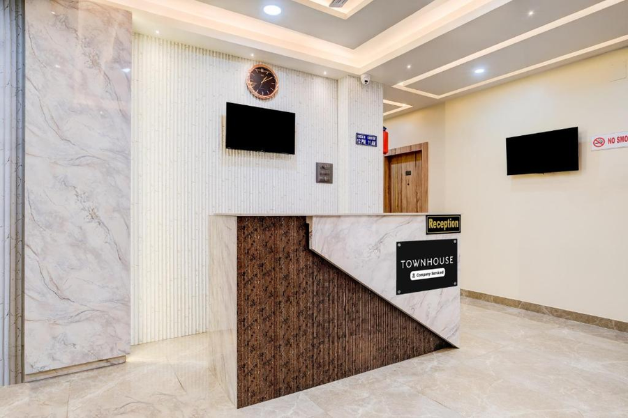 Super Townhouse Bhangagarh Bus Terminal Formerly The Rudra Inn,,4 star