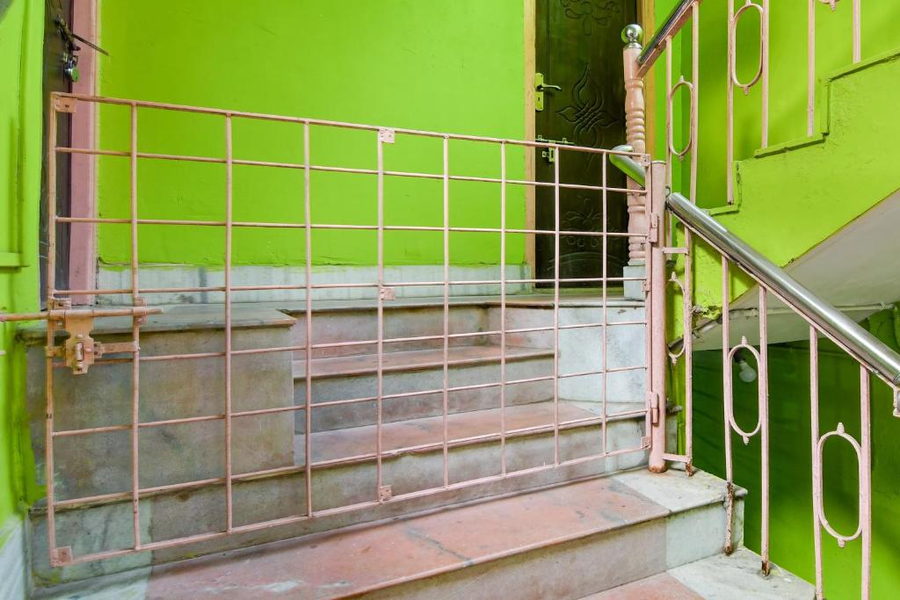 Super Hotel O Shakuntala Park Bus Terminus Behala,,3 star