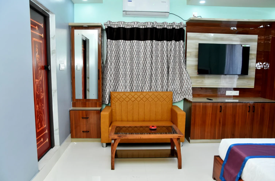 Hotel Ss Plaza,,2 star