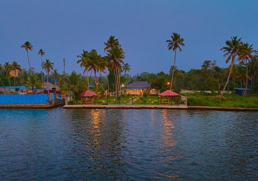 ashtamudi luxe villa by voye homes