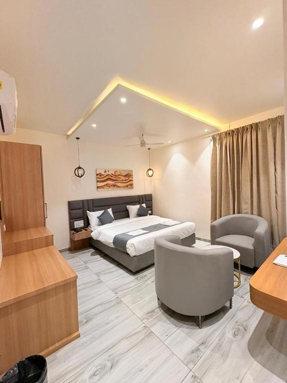 Hotel Moti Mahal,,3 star