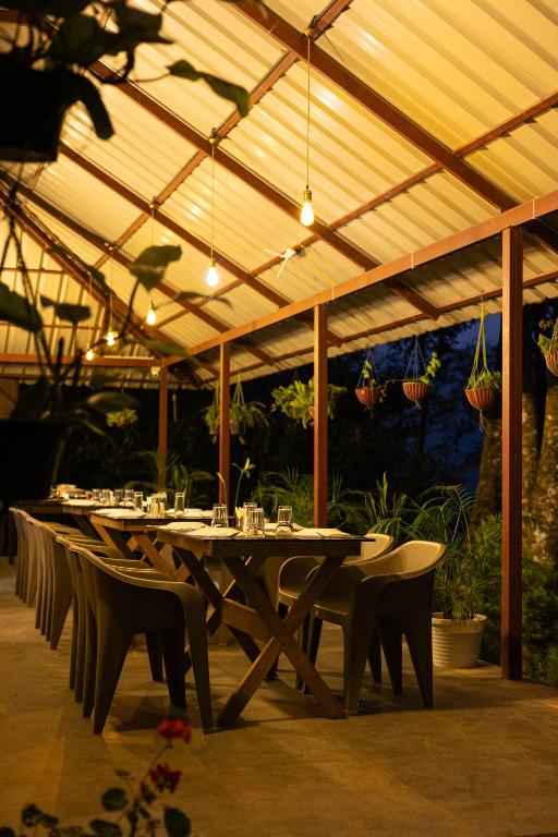 Avadale Munnar (Stag Groups Not Allowed),,2 star