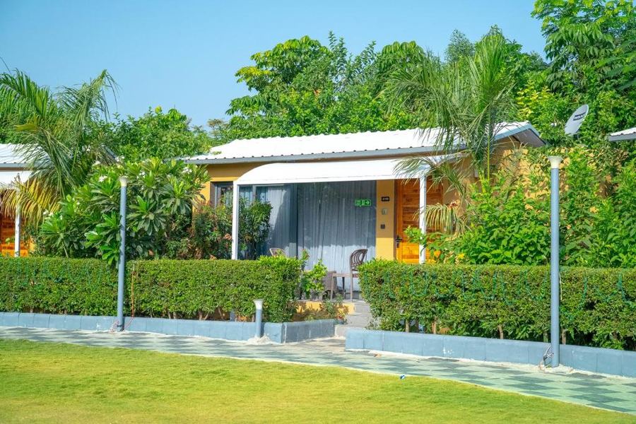 Lords Skd Resort Salangpur,,3 star