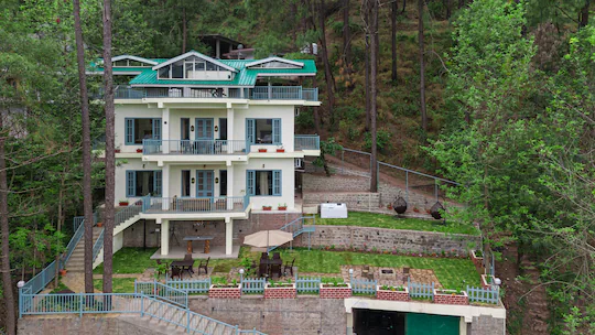 villa bliss by ravi and jazz