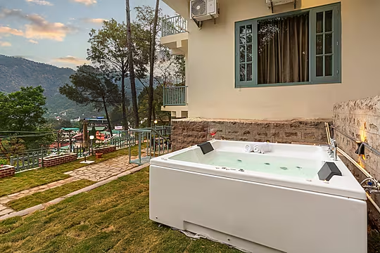 villa bliss by ravi and jazz