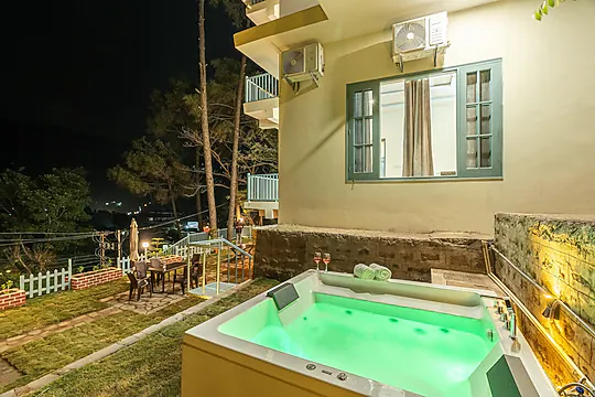 villa bliss by ravi and jazz