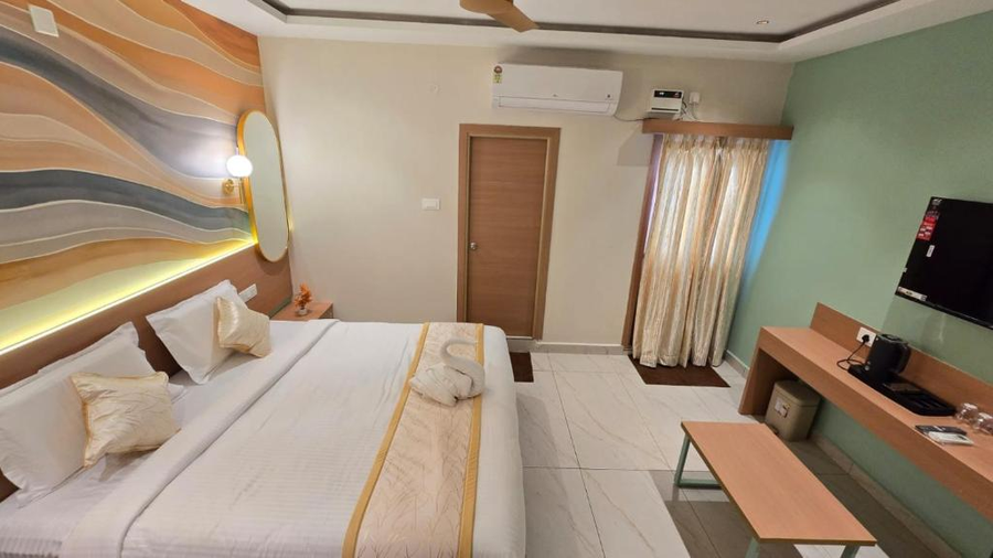 Hotel Simha Skylight,,3 star