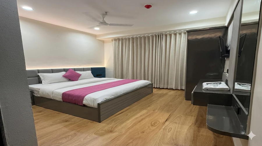 Hotel Rajvanshi Inn,,3 star