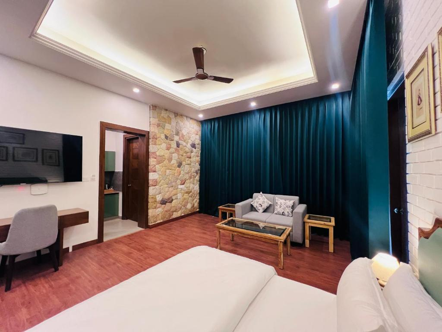 Mastiff Citadel Rc,Bhania Wala,3 star