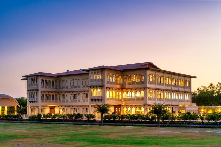 Gateway Kandla Gandhidham,Meghpar Borichi,5 star