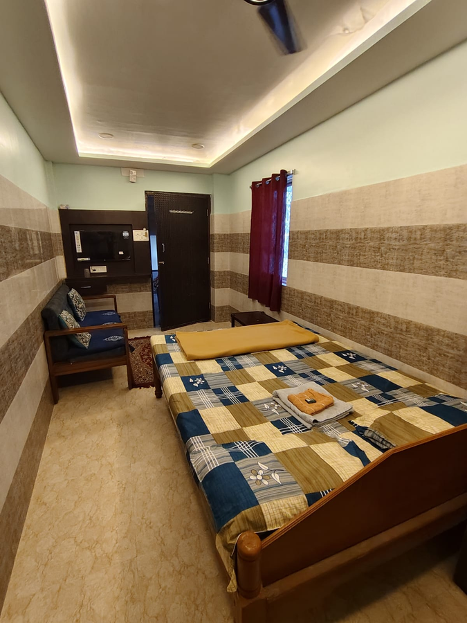 gayatree holiday home puri
