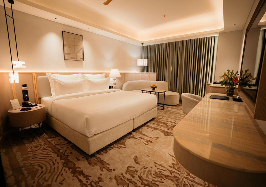 The Forum Hotel And Convention,,5 star