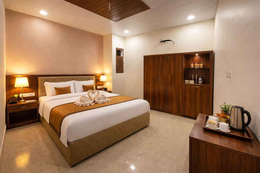 Hotel Kasa Nest,West Delhi,3 star