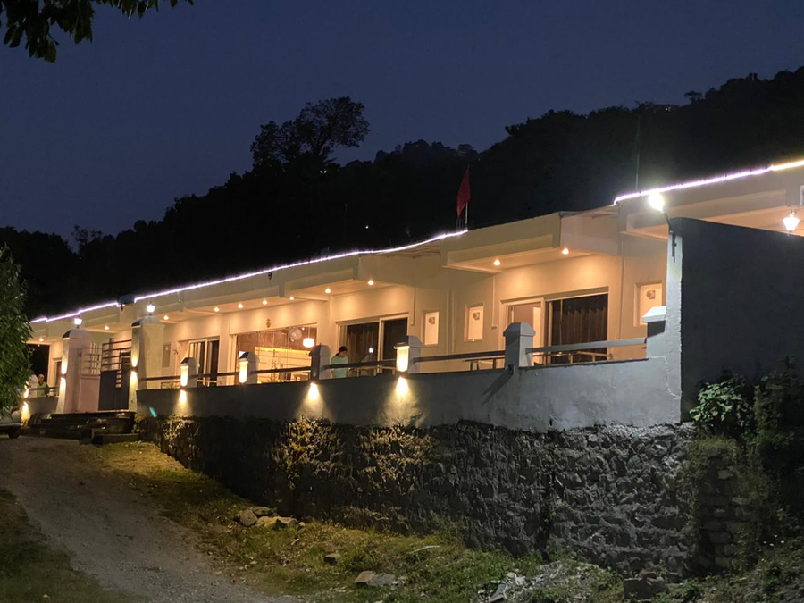 Hotel Js Inn Mussoorie,Ghatudhar,3 star