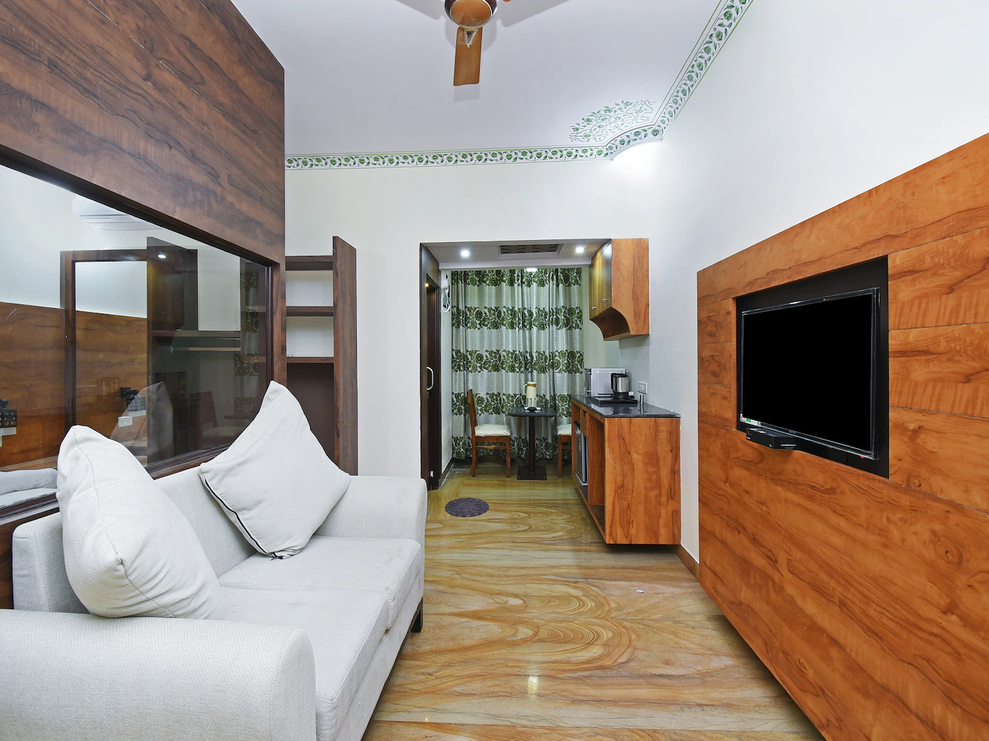 hotel arco palace