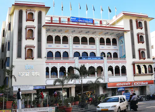 hotel arco palace