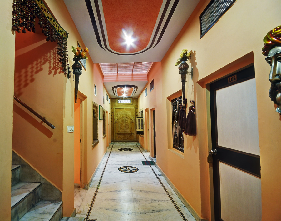 Hotel Jaisal Palace,Jaisalmer>>Jaipur,2 star