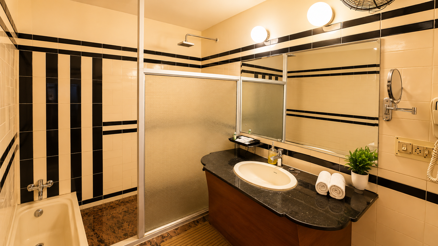 hotel inn season art deco heritage hotel in jodhpur