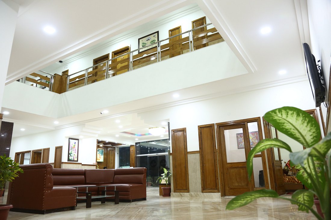 33 Hotels,Railway Road ,4 star