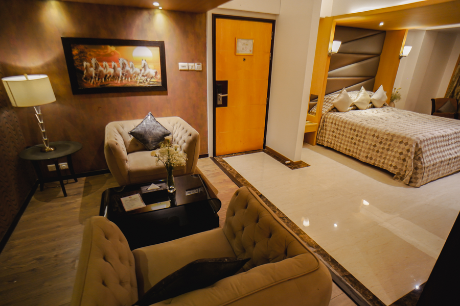 hotel peninsula grand