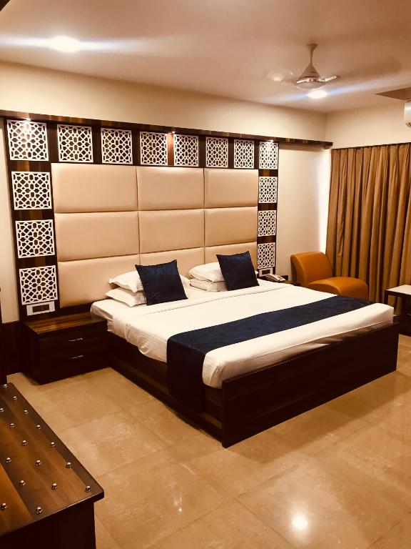 Hotel Jyoti Dwelling,Airport Zone,3 star