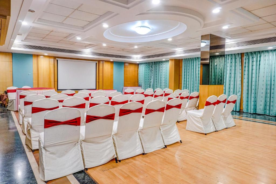 The Ambassador Hotel,Shivajinagar>>Pune,3 star