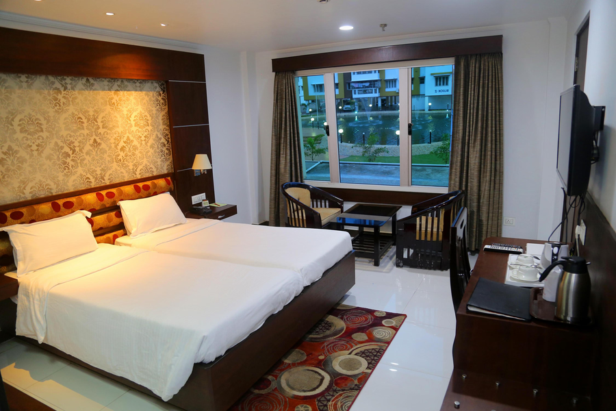 airport city hotel