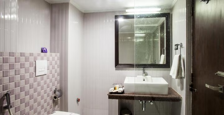 airport city hotel