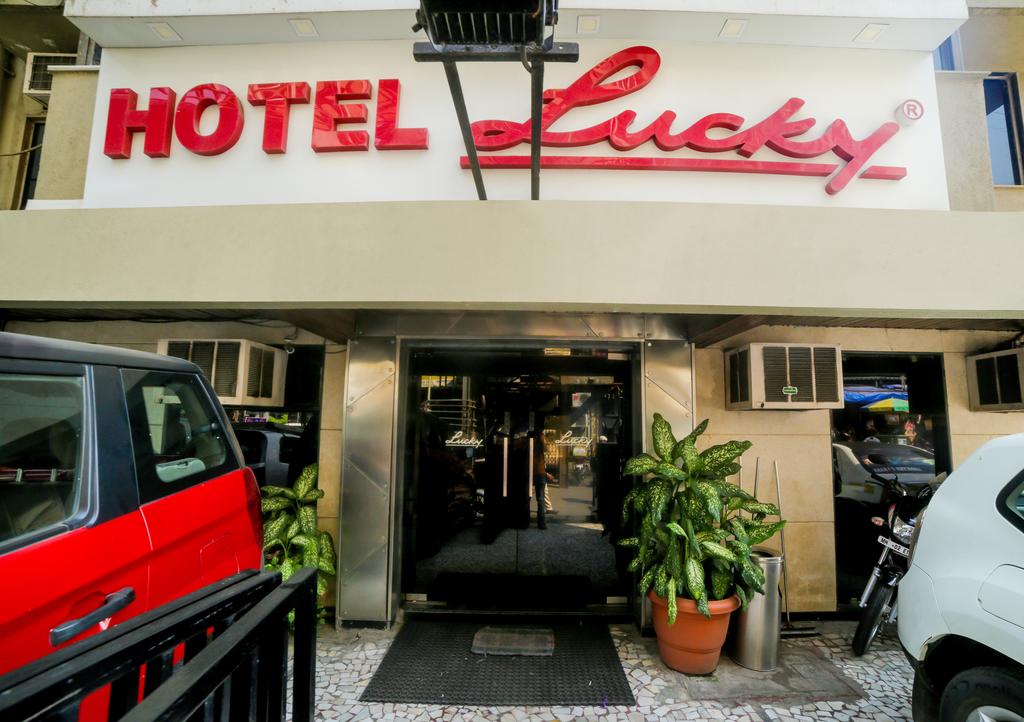 Hotel Lucky Bandra