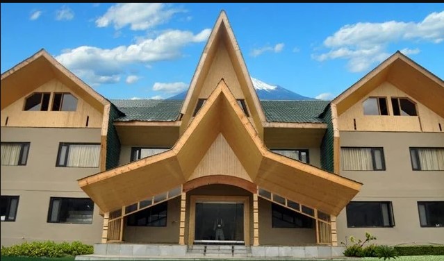 Hotel Tranquil Retreat,,4 star