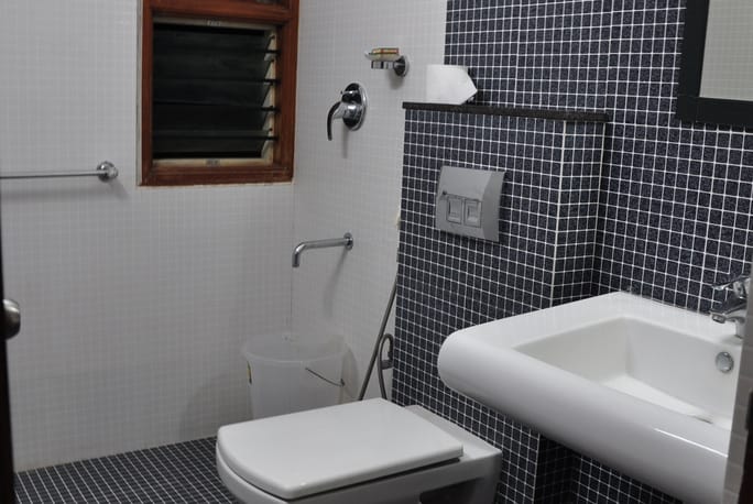 Orange Suites & Inn  -  Kempegowda International Airport Road,Kempegowda International Airport Road,3 star