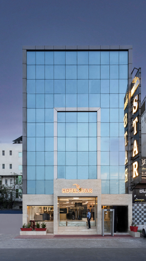 hotel star by star group