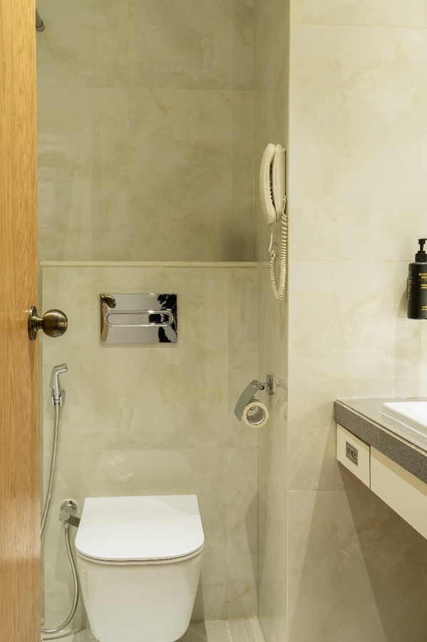 kohinoor continental airport newly renovated