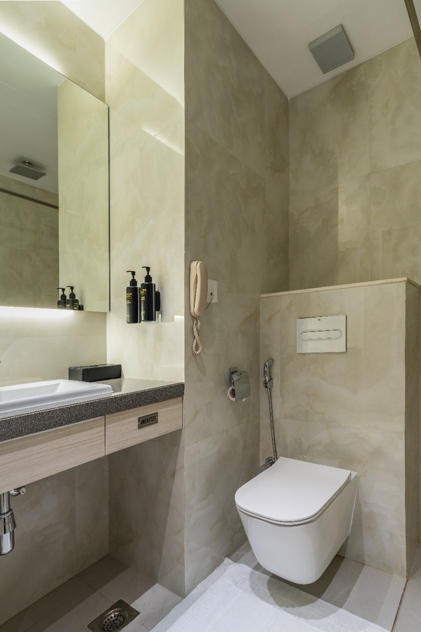 kohinoor continental airport newly renovated