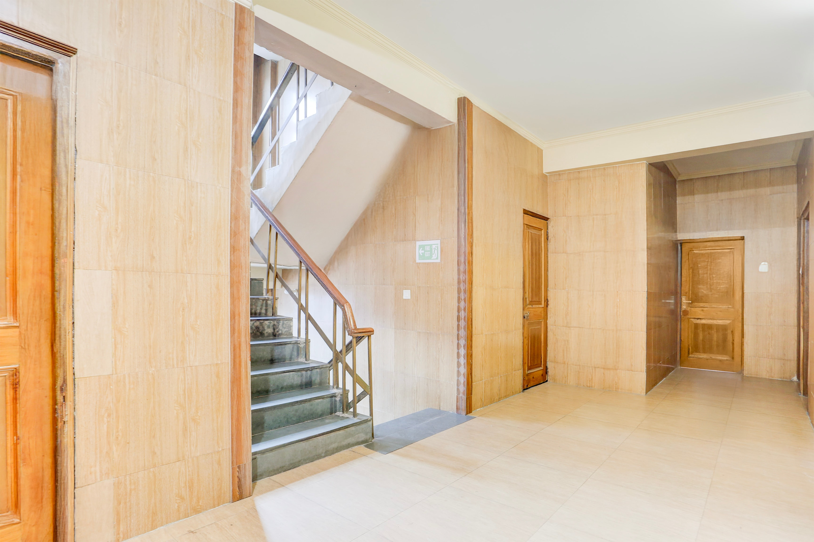 super collection o manali near hadimba temple formerly the valerian