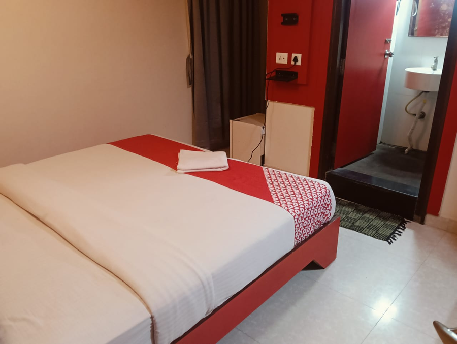 hotel royal shades