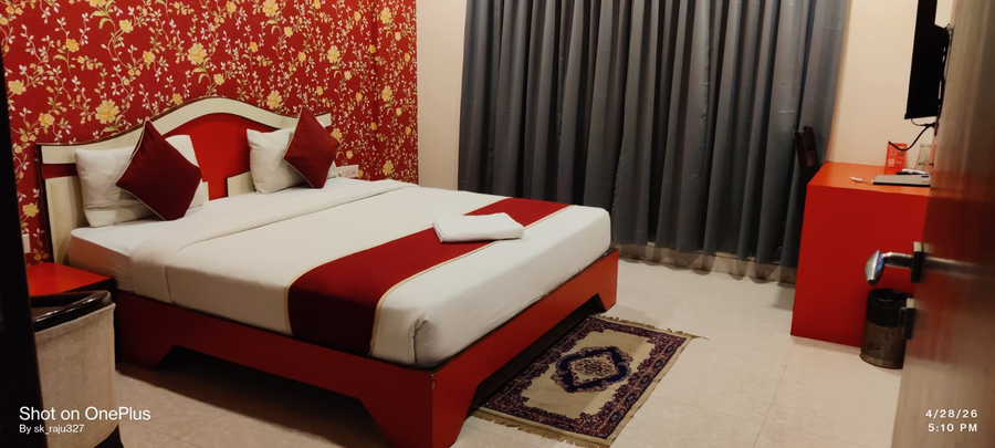 hotel royal shades