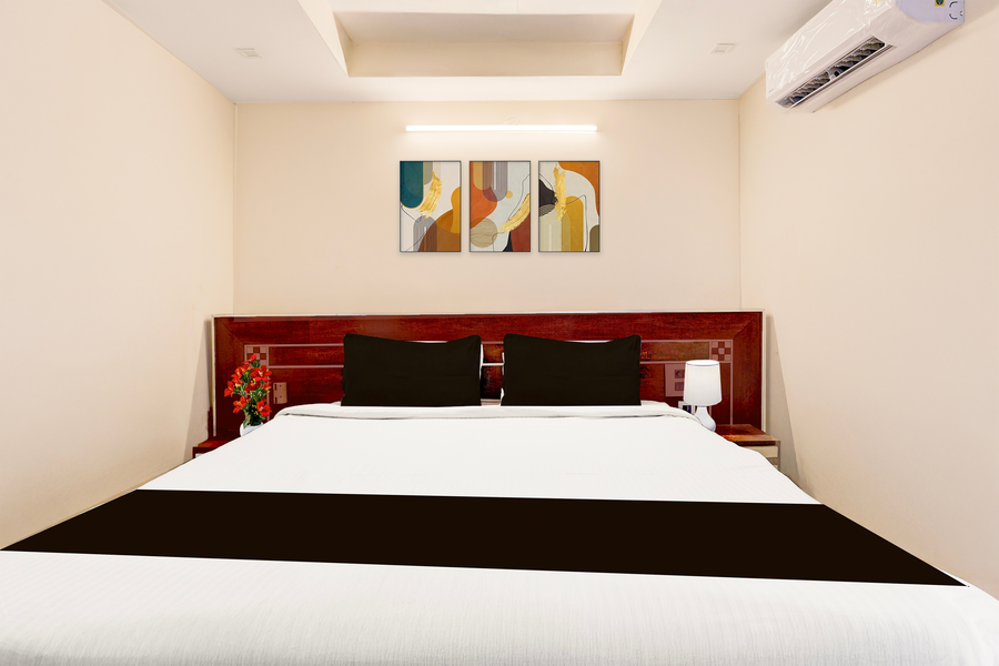 super townhouse sankaramatam road near diamond park