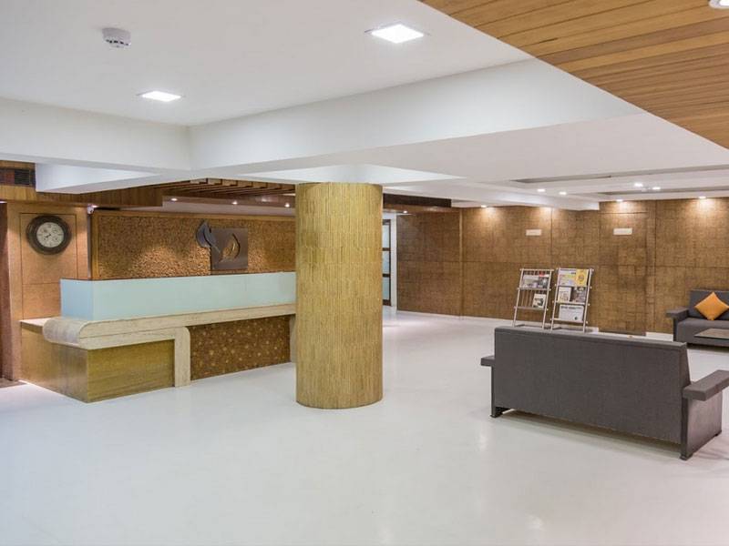 Ginger Ahmedabad SG Road,Thaltej,3 star