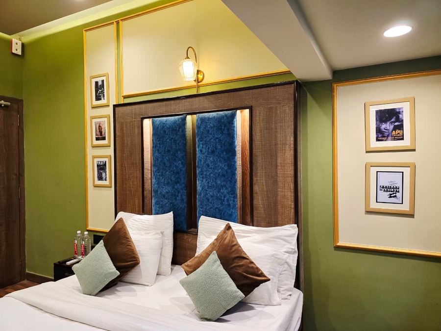 hotel trimoorti
