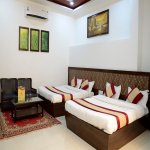 Hotel Abu Grand,Municipal Colony, Near Hotel Hillock, Mount Abu, Rajasthan 307501,3 star