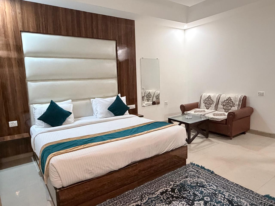 hotel impress at delhi airport by rmr hotels