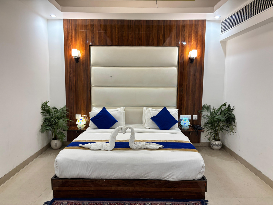 hotel impress at delhi airport by rmr hotels