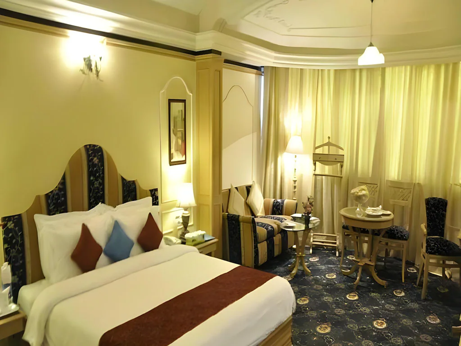 hotel babylon international