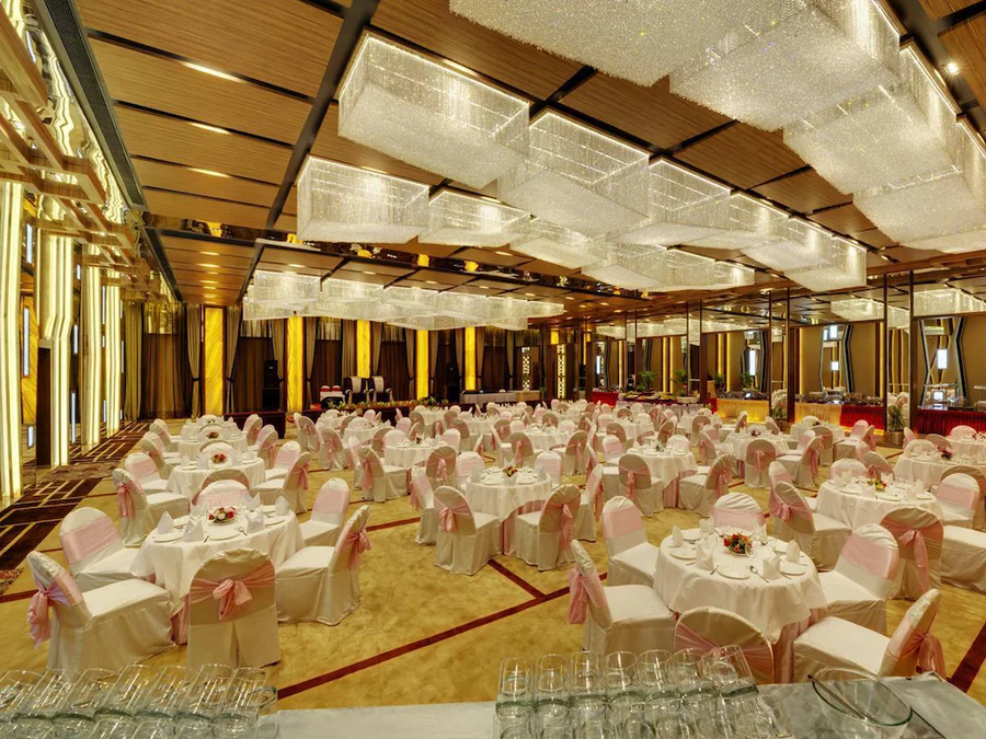 hotel babylon international