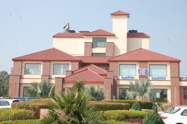 Solitaire Inn Muzaffarnagar,Muzaffarnagar>>Meerut,3.5 star